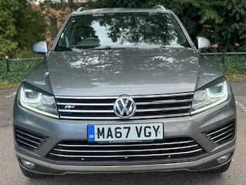 Used Volkswagen Touareg 2017 for sale - 75401112: Photo