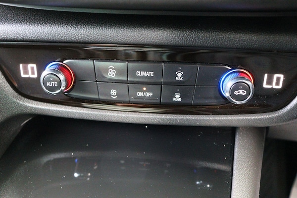 Used Vauxhall Insignia 2017 for sale - 75600762: Photo 22
