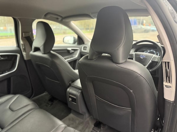 Used Volvo V60 2014 for sale - 76227067: Photo 33