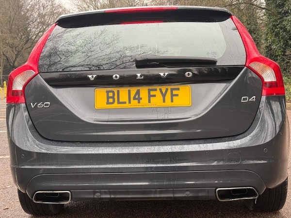 Used Volvo V60 2014 for sale - 76227067: Photo 4