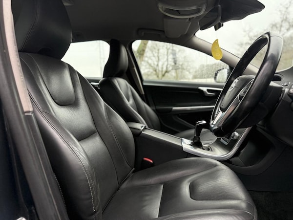 Used Volvo V60 2014 for sale - 76227067: Photo 9