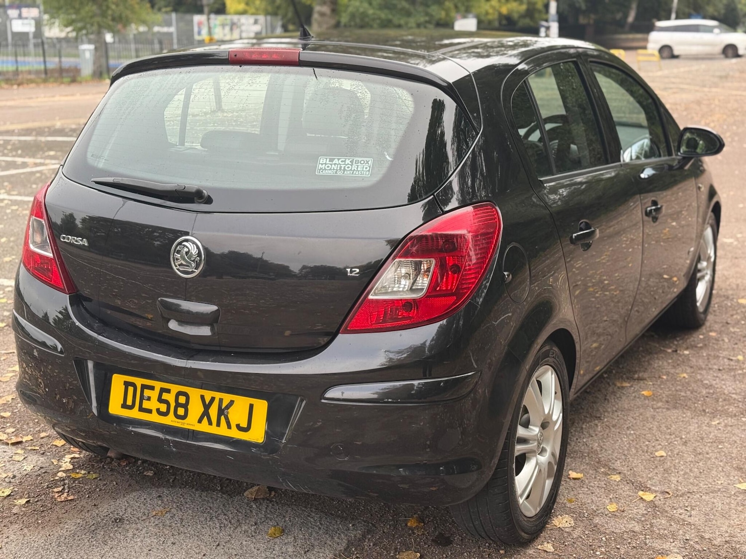 Used Vauxhall Corsa 2008 for sale - 76153016: Photo 8