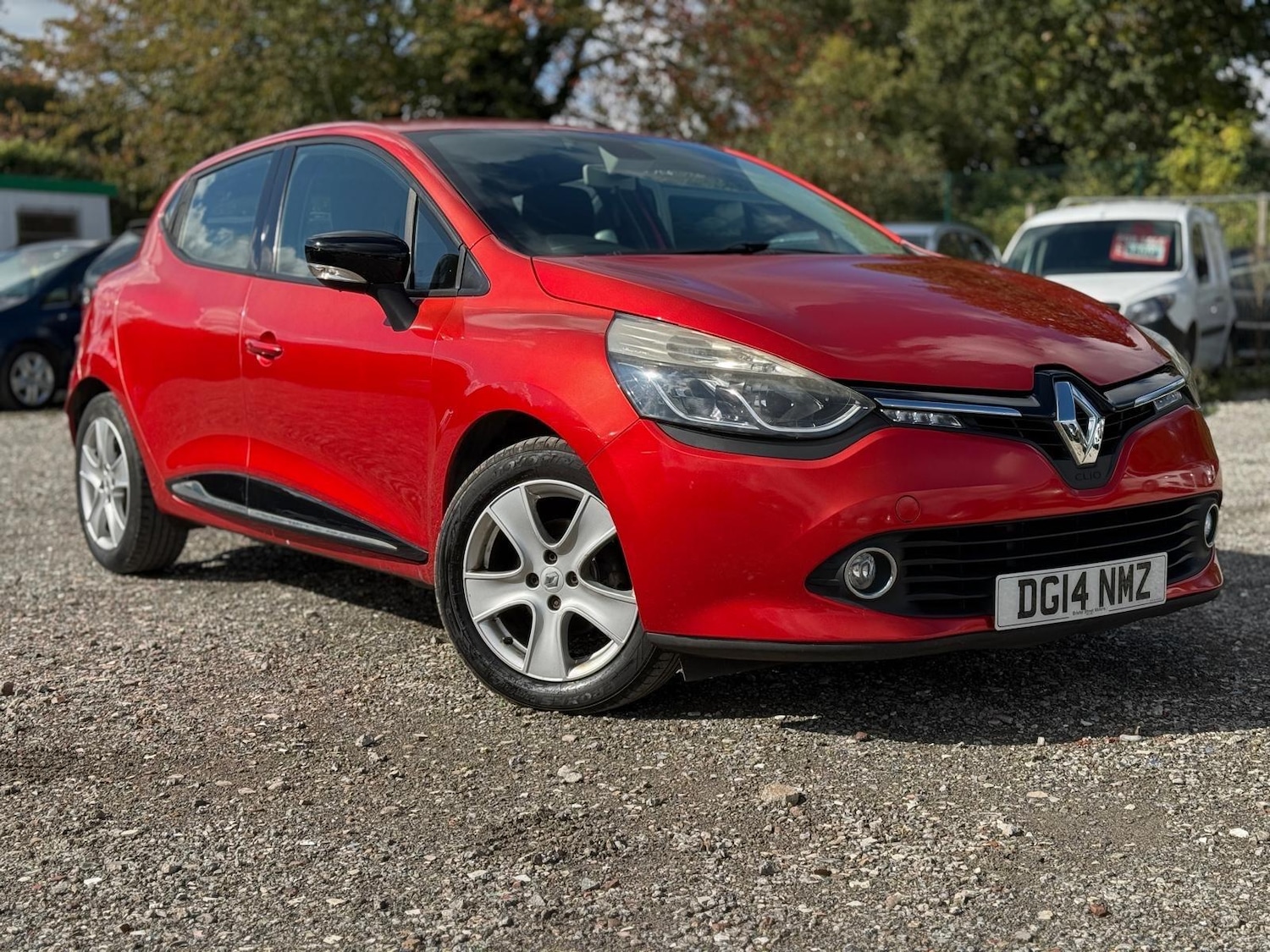 Used Renault Clio 2014 for sale - 76371348: Photo 1