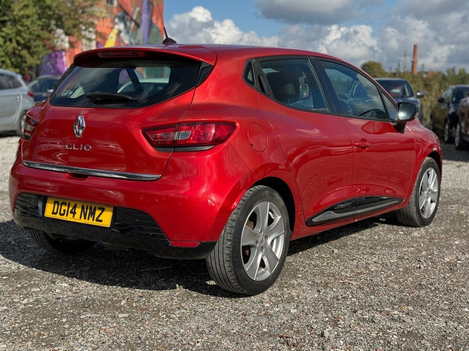 Used Renault Clio 2014 for sale - 76371348: Photo 9
