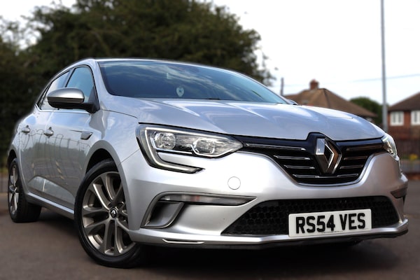 Used Renault Megane 2017 for sale - 75060377: Photo 1