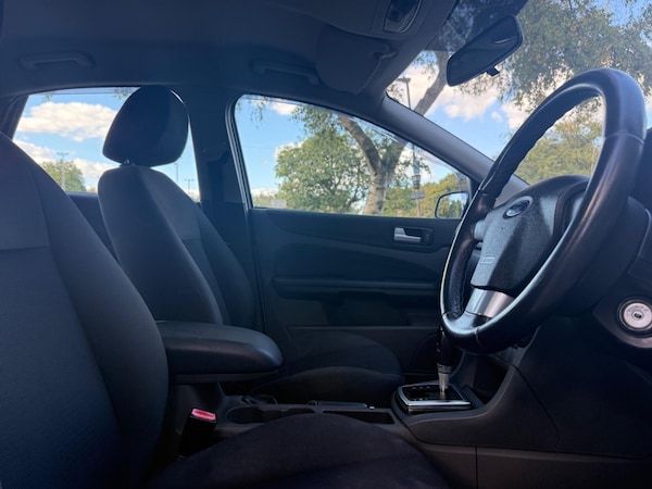 Used Ford Focus 2007 for sale - 76072666: Photo 9