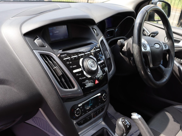 Used Ford Focus 2012 for sale - 74989412: Photo 11