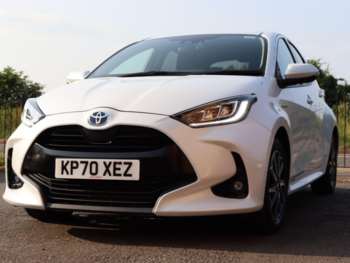 Used Toyota Yaris 2020 for sale - 74989644: Photo