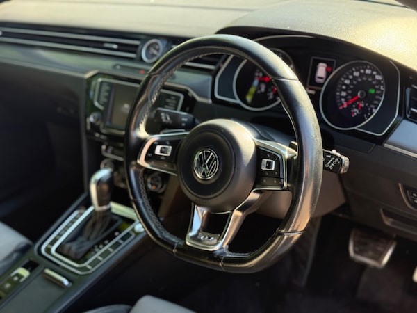 Used Volkswagen Passat 2015 for sale - 74642271: Photo 24