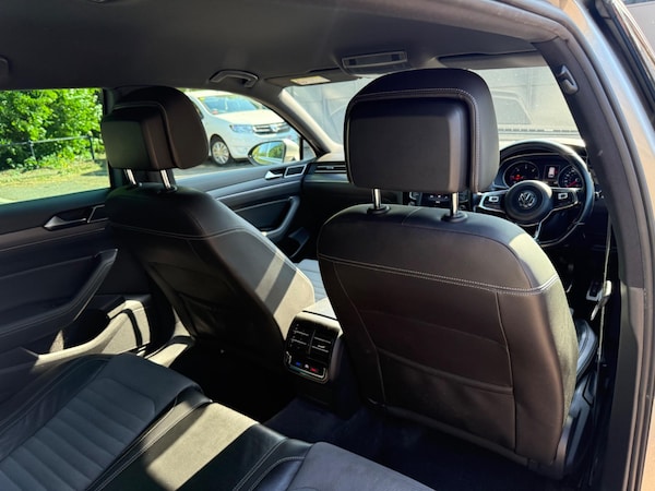 Used Volkswagen Passat 2015 for sale - 74642271: Photo 29