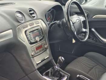 2010 (10) - 2.0 TDCi Titanium 5dr