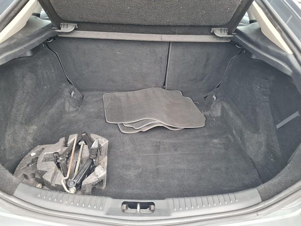 Used Ford Mondeo 2010 for sale - 75050839: Photo 4