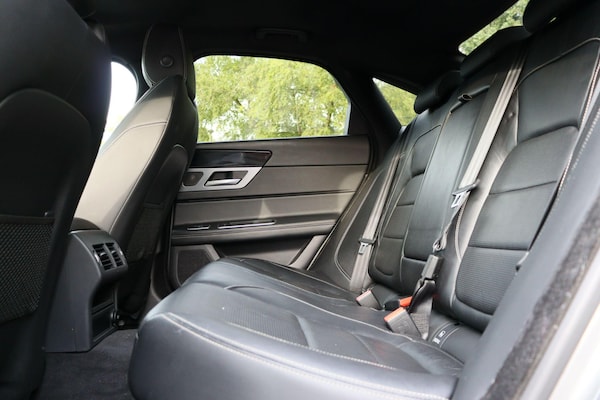 Used Jaguar XF 2017 for sale - 76247560: Photo 17