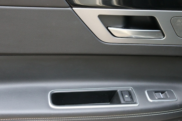 Used Jaguar XF 2017 for sale - 76247560: Photo 30