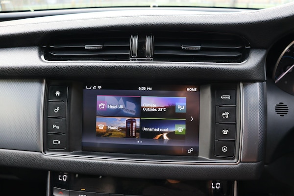 Used Jaguar XF 2017 for sale - 76247560: Photo 34