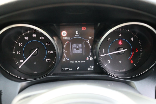 Used Jaguar XF 2017 for sale - 76247560: Photo 43
