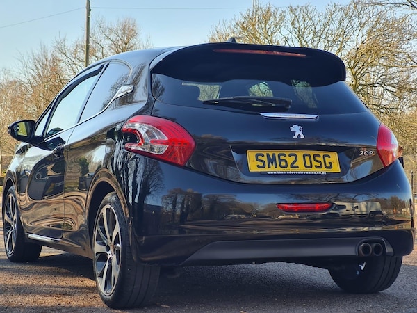 Used Peugeot 208 2012 for sale - 74070491: Photo 4