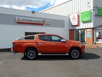 Mitsubishi - L200