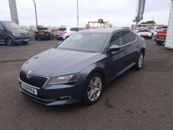 Used Skoda Superb 2019 for sale - 75109399: Photo