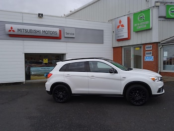 2019 (19) - 1.6 Black 5dr