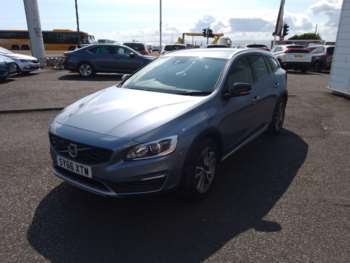 Used Volvo V60 Cross Country 2016 for sale - 75109099: Photo