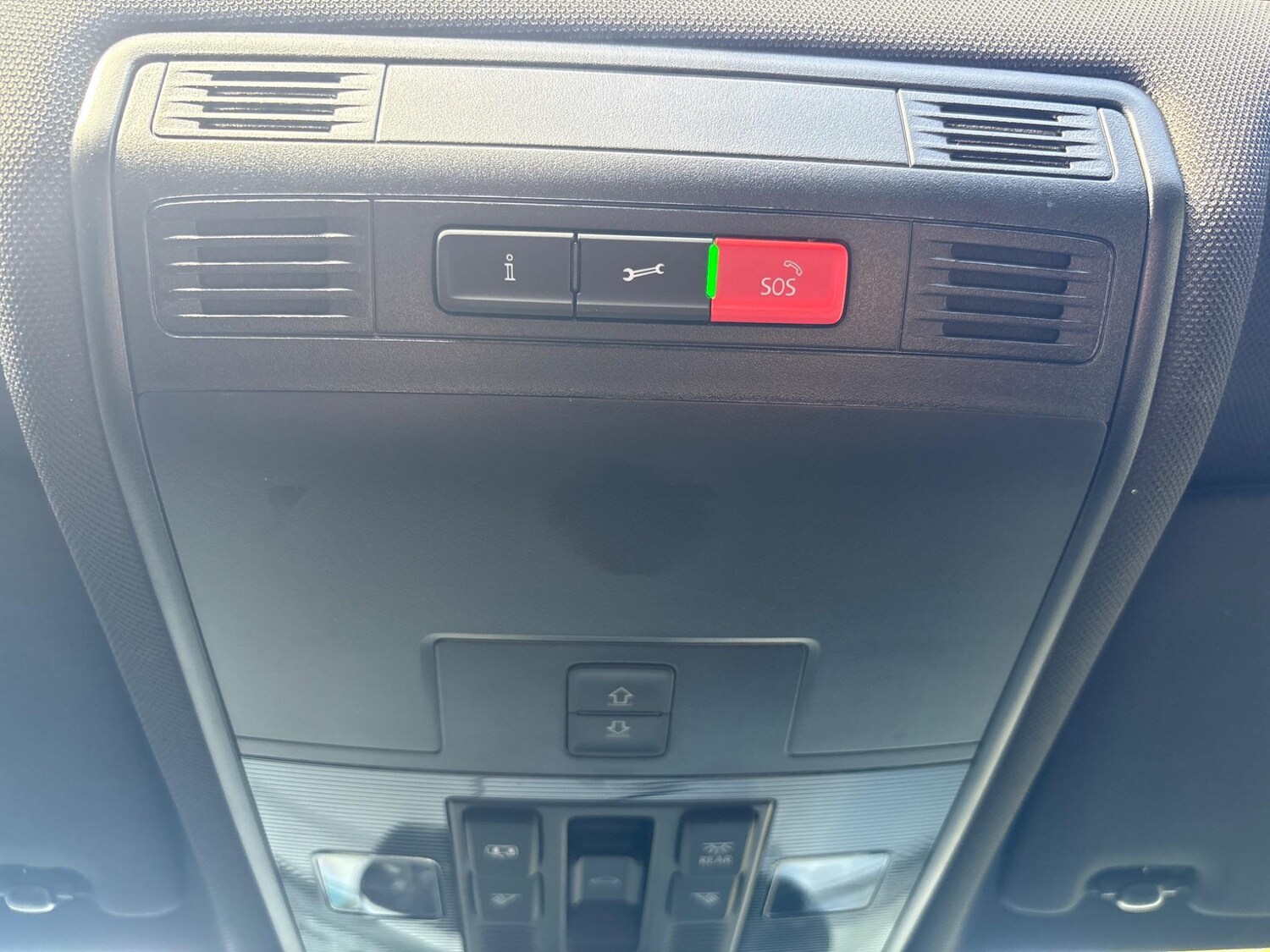 Vehicle 83