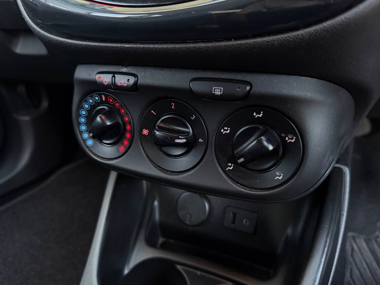 Vauxhall  Corsa 