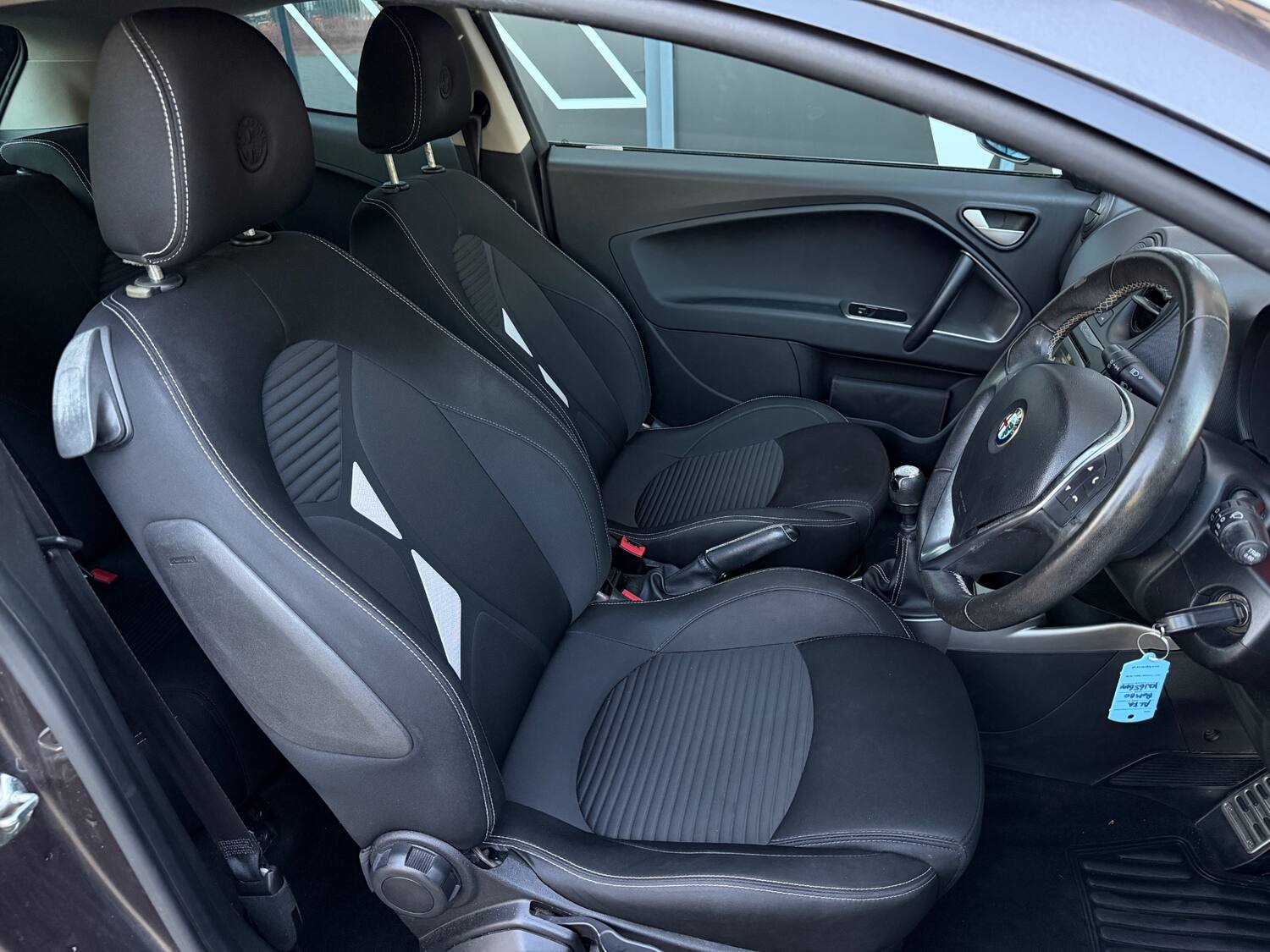 Alfa Romeo Mito 