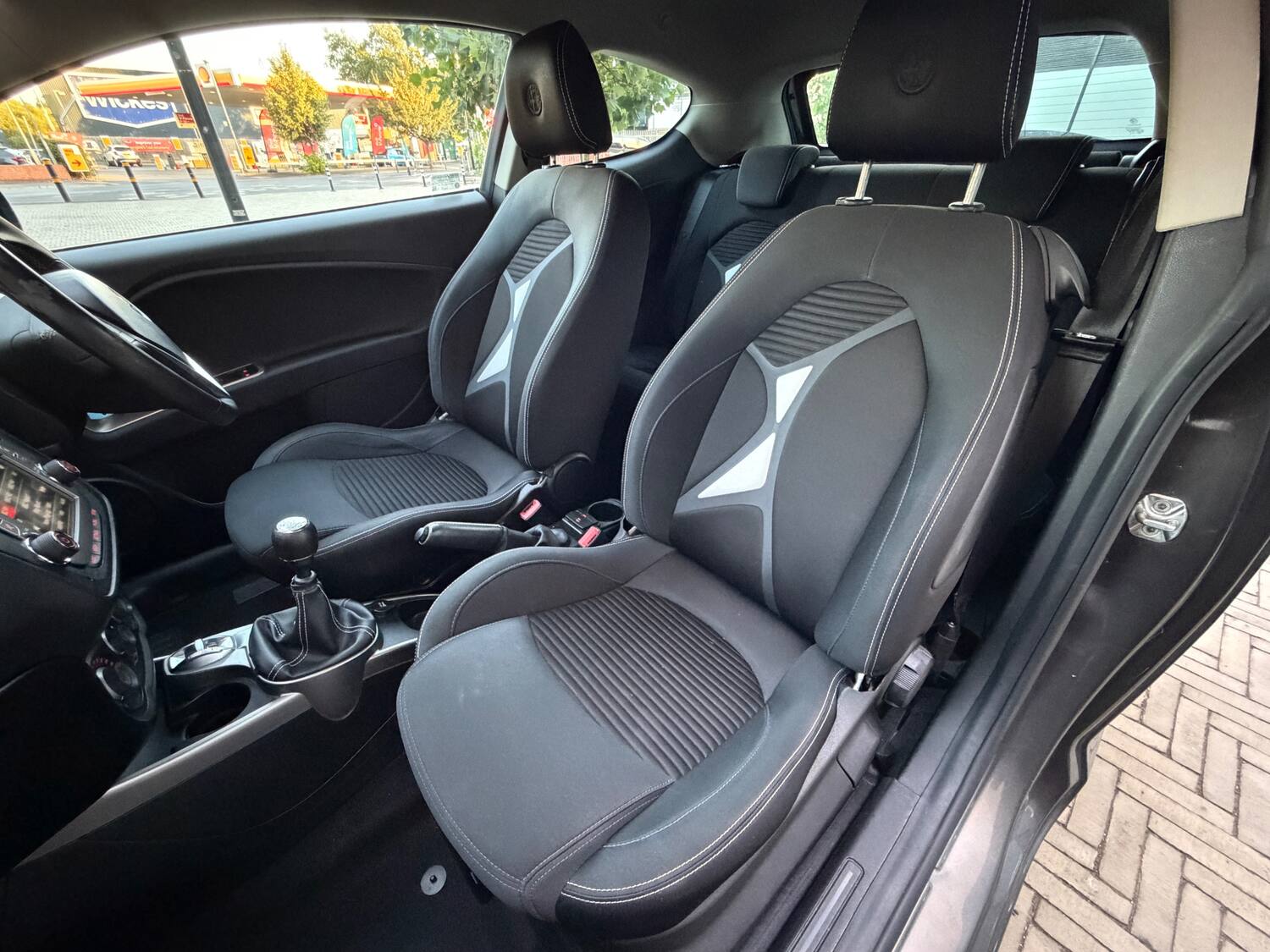 Alfa Romeo Mito 