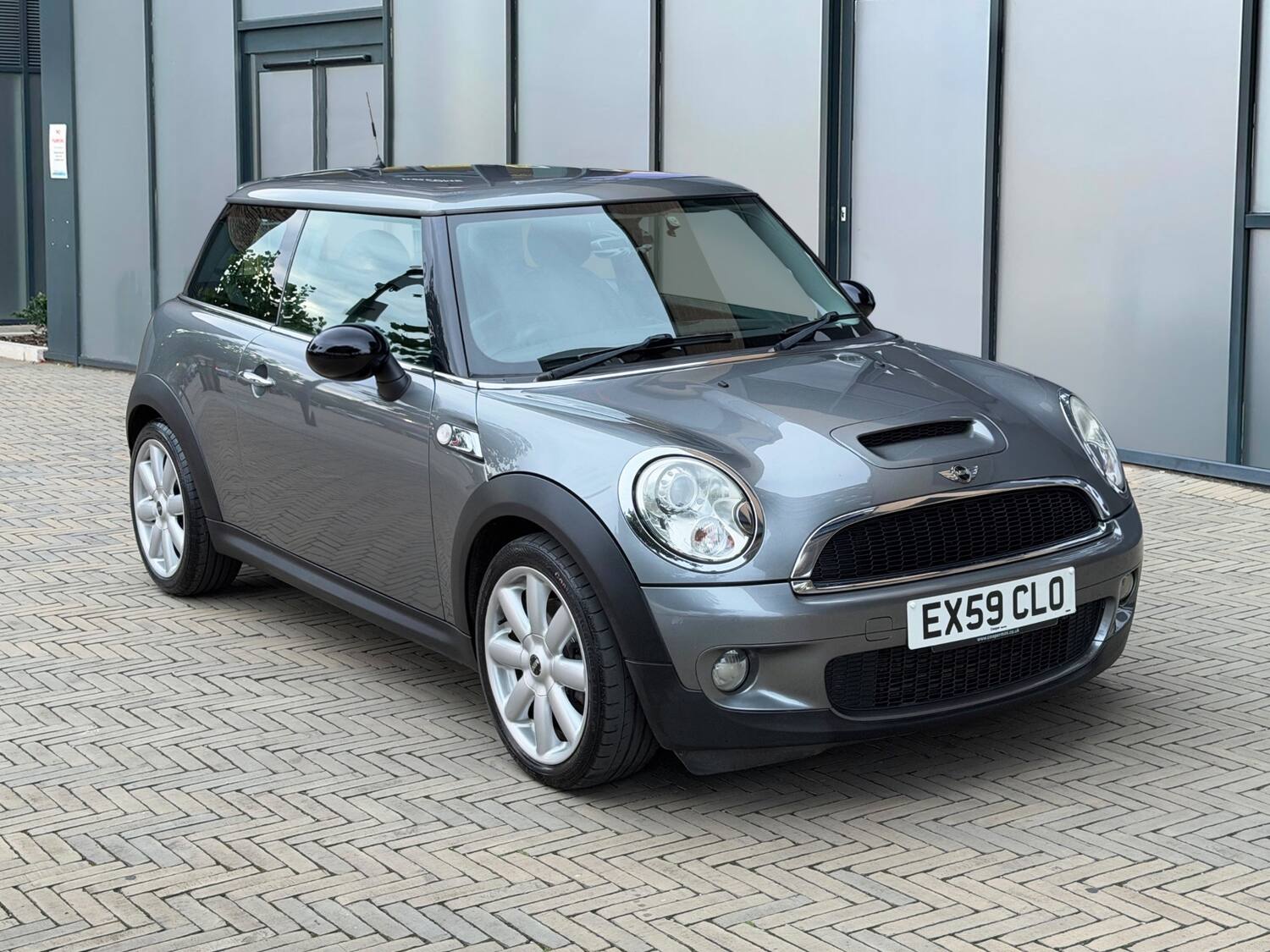 MINI Hatch 
