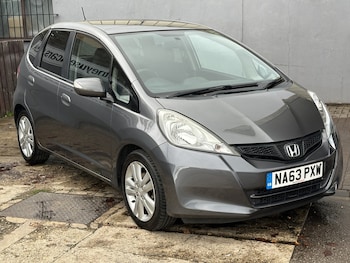 Used Honda Jazz 2013 for sale - 77409563: Photo