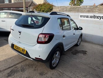 Used Dacia Sandero Stepway 2015 for sale - 78373457: Photo