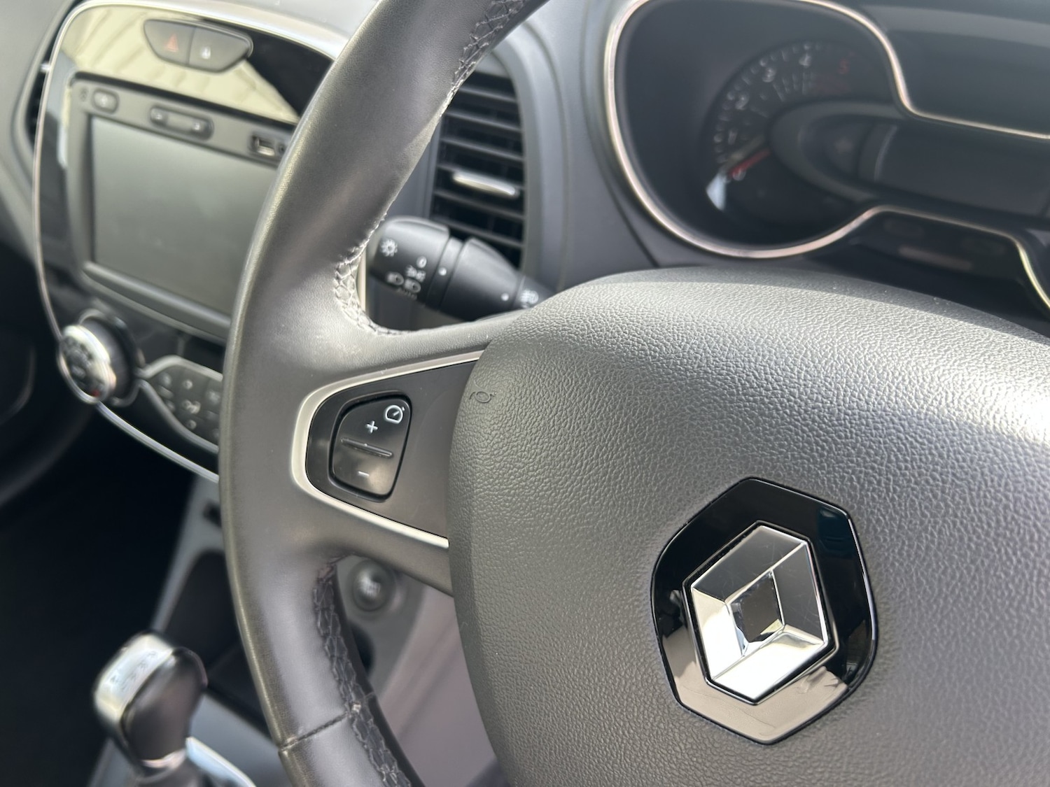 Used Renault Captur 2019 for sale - 77536024: Photo 15