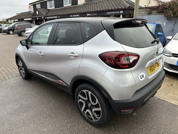 Used Renault Captur 2019 for sale - 77536024: Photo