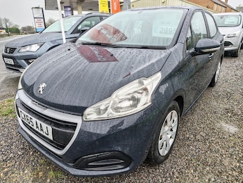 Used Peugeot 208 2015 for sale - 77465802: Photo