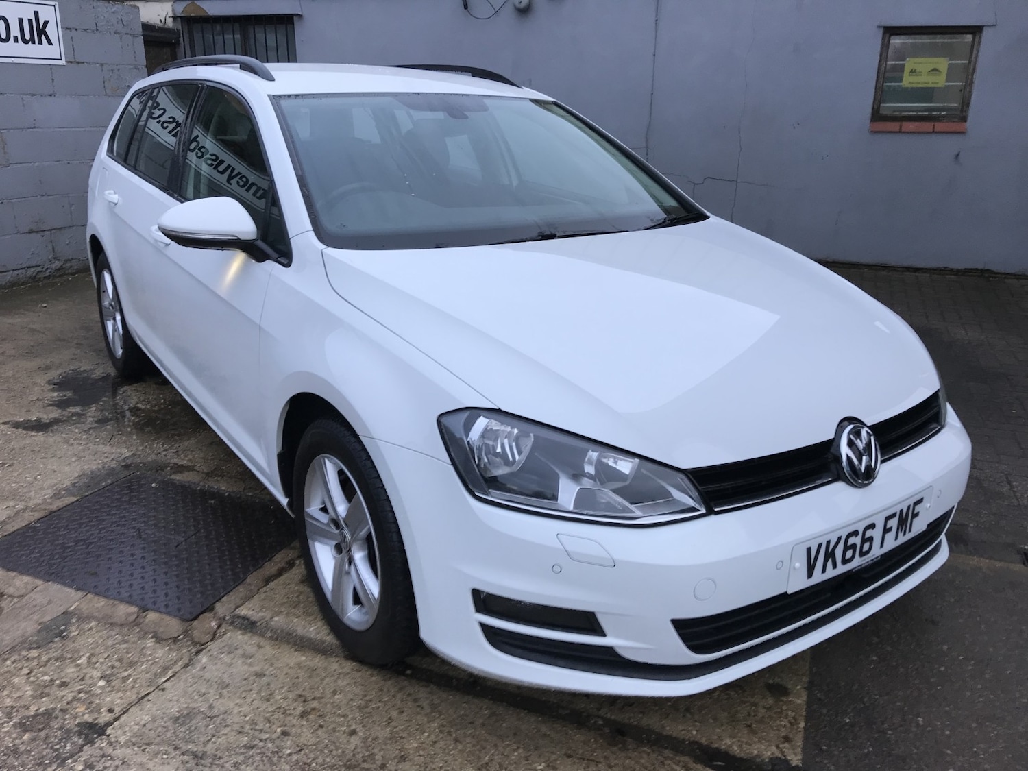 Used Volkswagen Golf 2016 for sale - 77251315: Photo 3