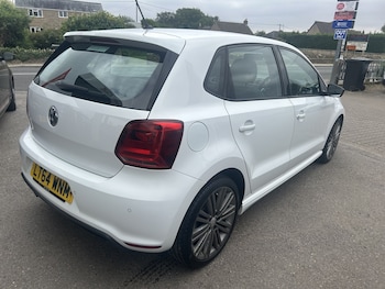 Used Volkswagen Polo 2014 for sale - 79211471: Photo