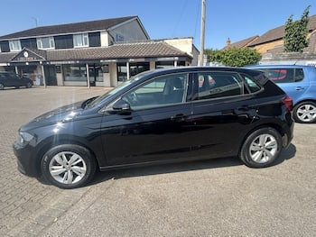 Used Volkswagen Polo 2018 for sale - 79600324: Photo
