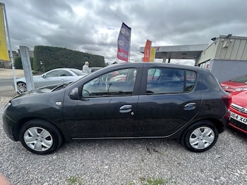 Used Dacia Sandero 2018 for sale - 78876362: Photo