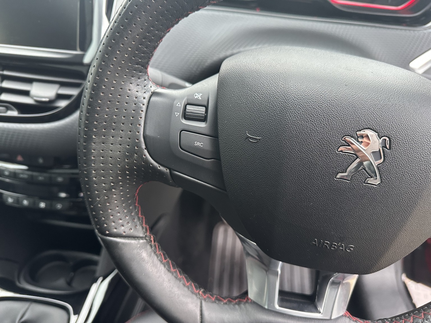 Used Peugeot 2008 2018 for sale - 77409523: Photo 19