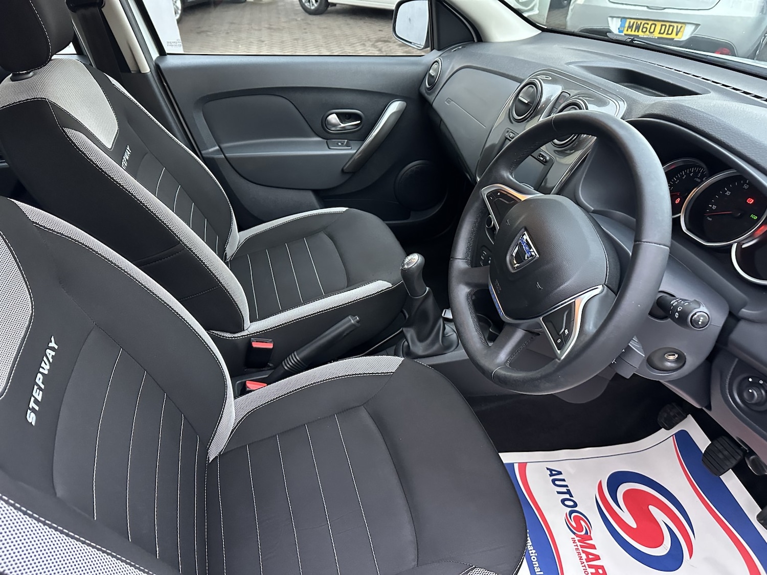 Used Dacia Sandero Stepway 2017 for sale - 76956967: Photo 13