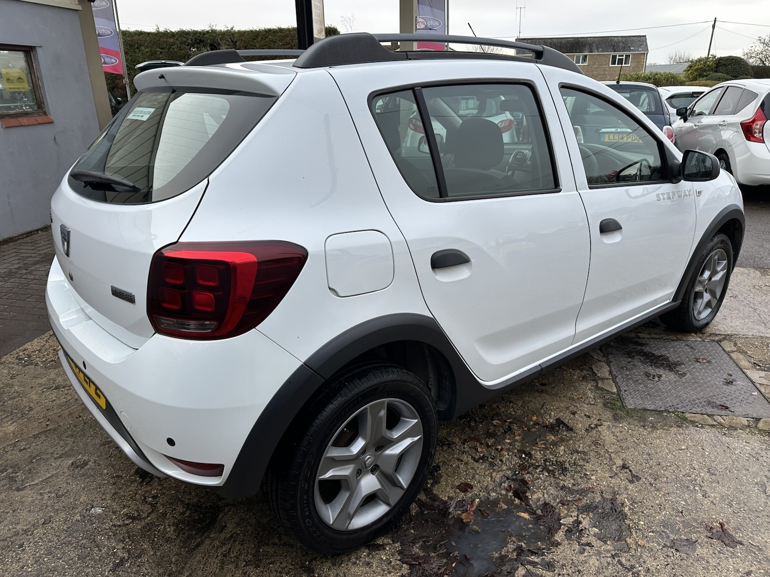 Used Dacia Sandero Stepway 2017 for sale - 76956967: Photo 5