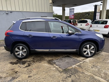 Used Peugeot 2008 2013 for sale - 77535922: Photo