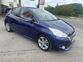 Used Peugeot 208 2013 for sale - 78876355: Photo