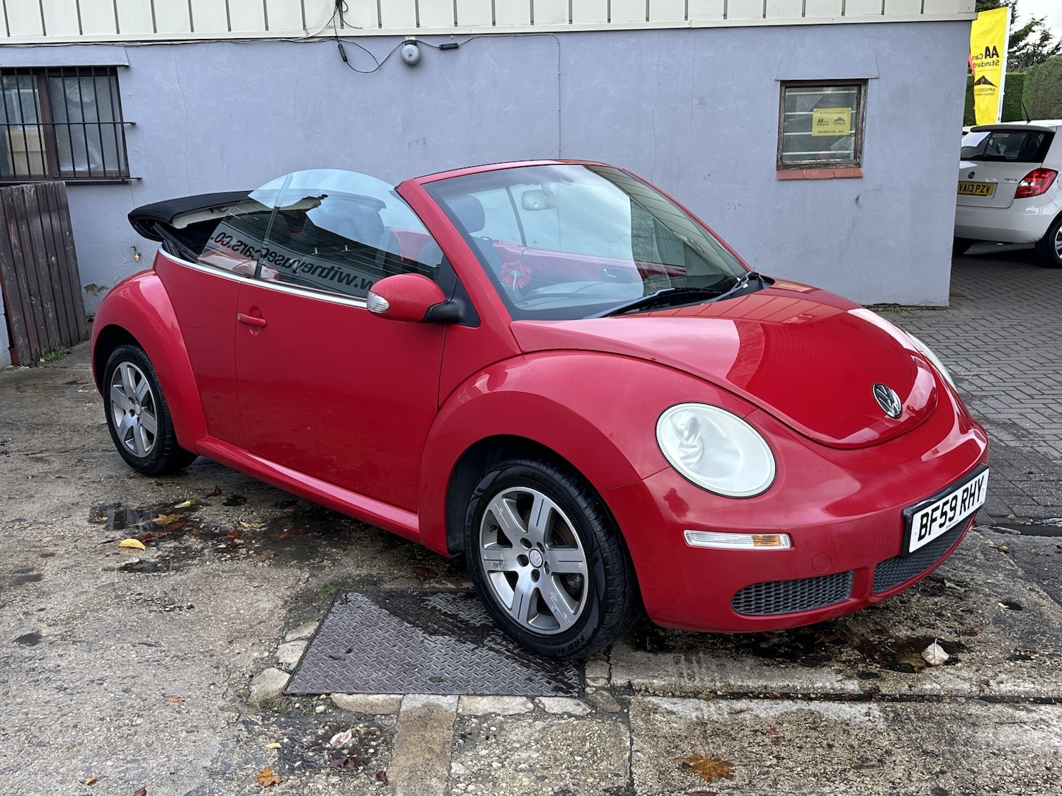 Used Volkswagen Beetle 2009 for sale - 76956900: Photo 5