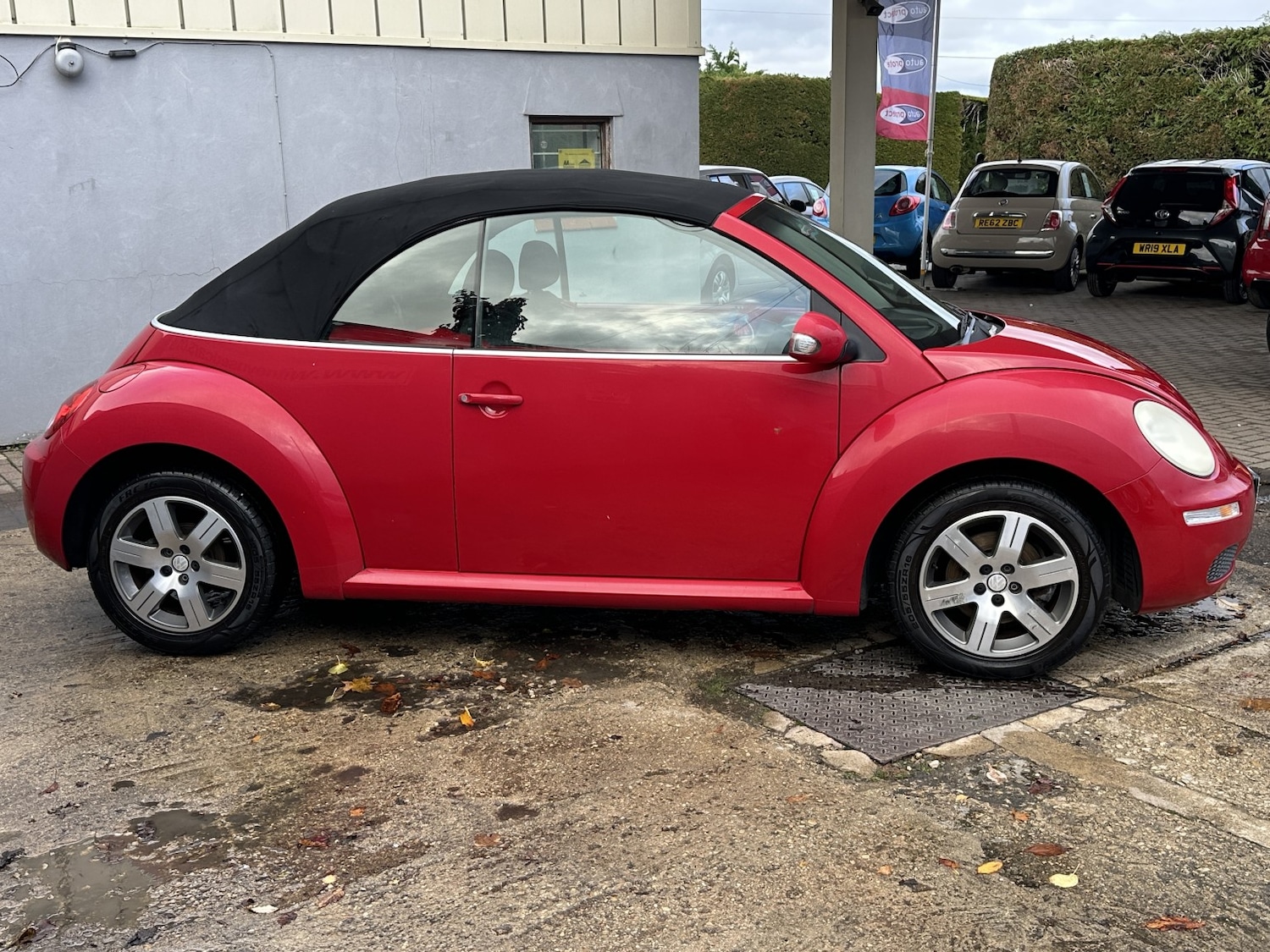 Used Volkswagen Beetle 2009 for sale - 76956900: Photo 6