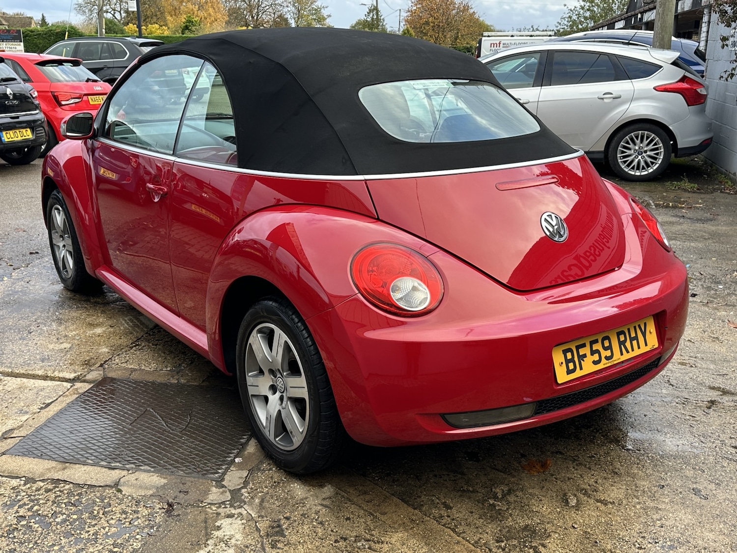 Used Volkswagen Beetle 2009 for sale - 76956900: Photo 9