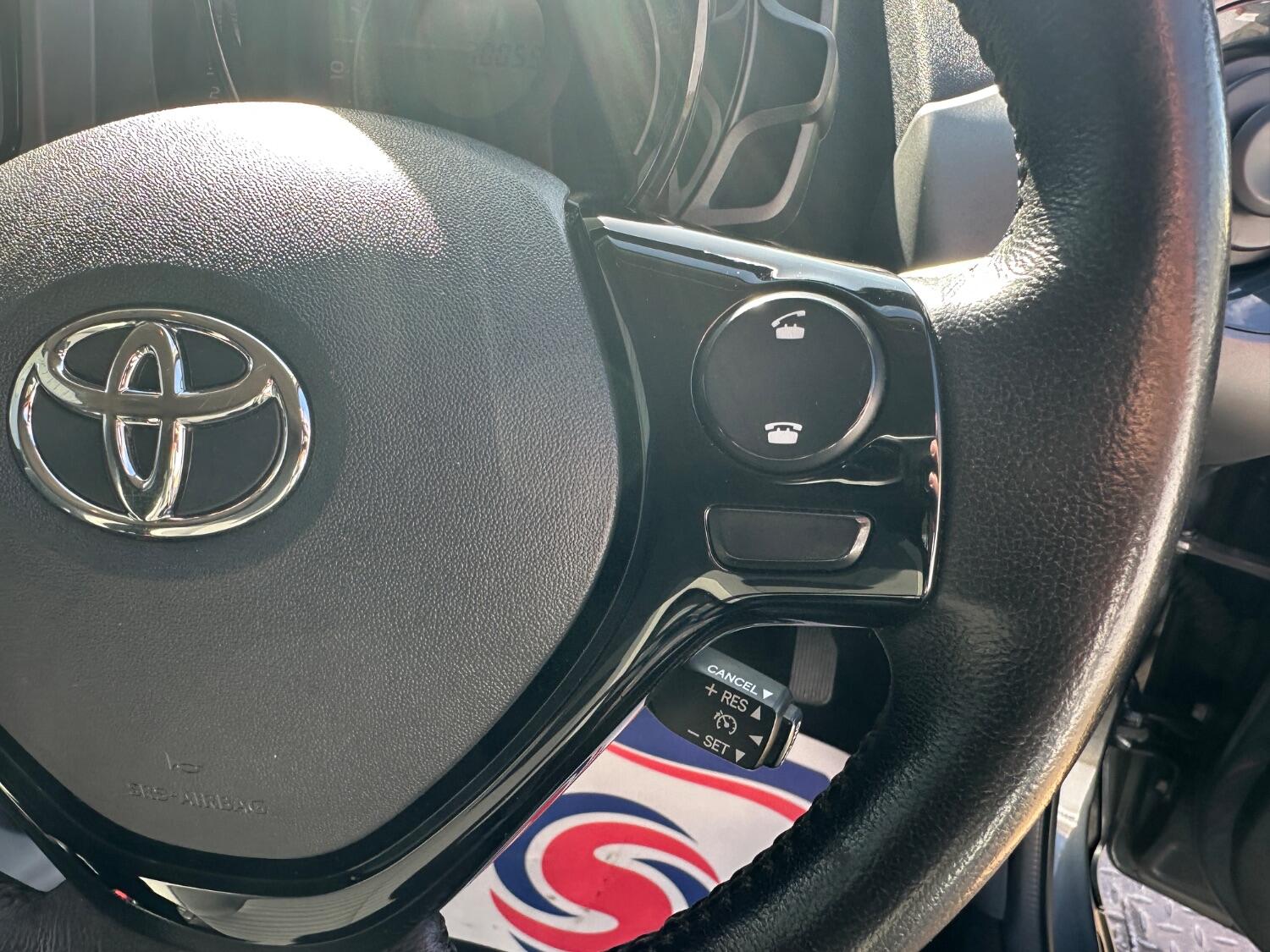 Used Toyota AYGO 2019 for sale - 76956897: Photo 16