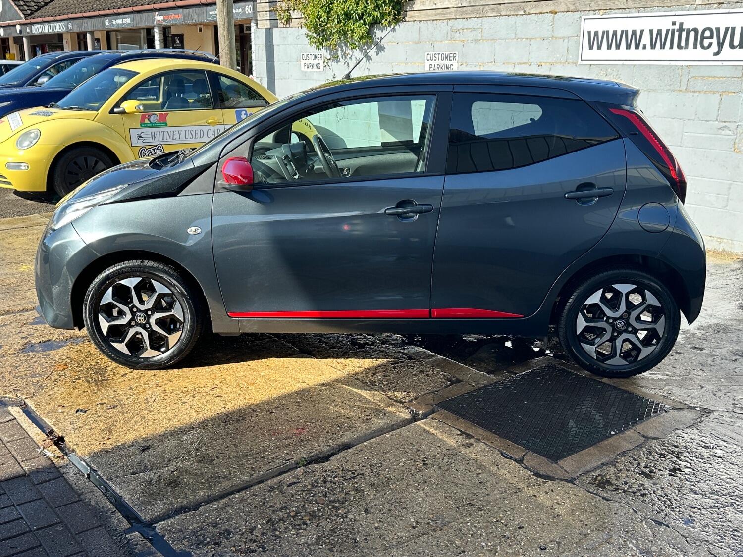 Used Toyota AYGO 2019 for sale - 76956897: Photo 8