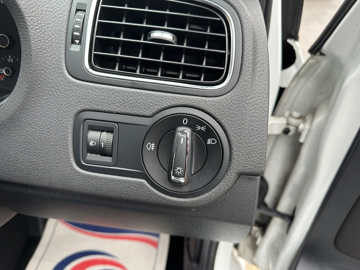 Used Volkswagen Polo 2014 for sale - 77409554: Photo 17